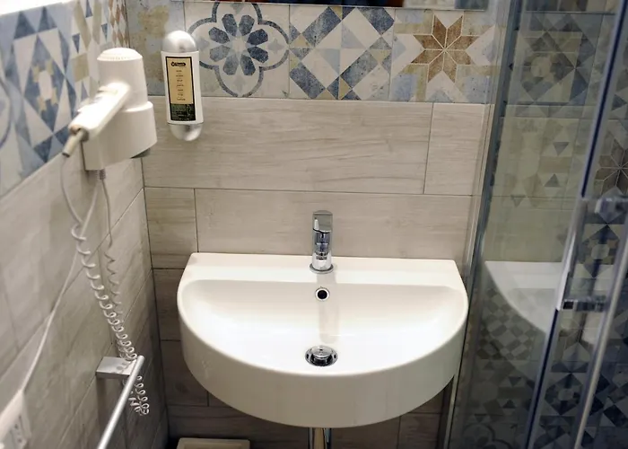 Pontevecchio בית הארחה 3*